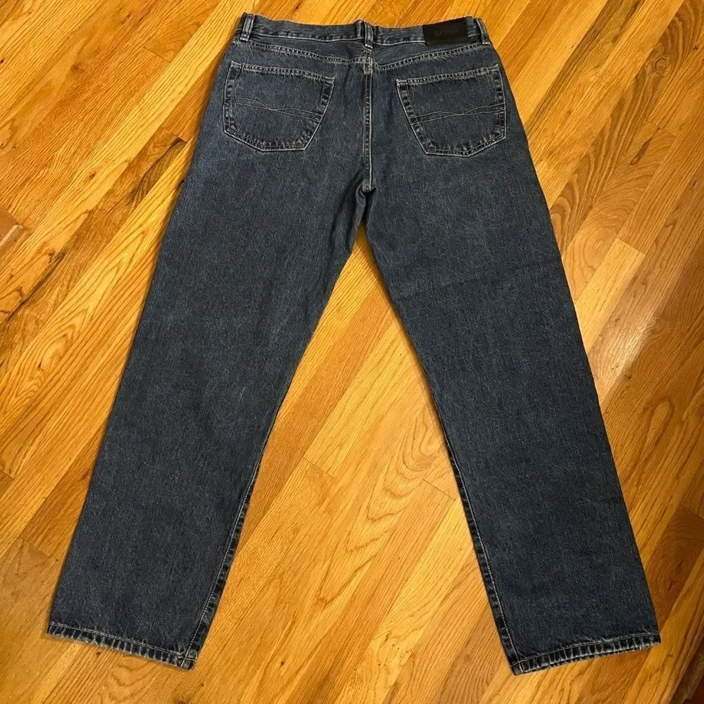 EUC Men's Boss by Hugo Boss Arizona Mid-Rise Straight Leg Jeans Size 36 x 32